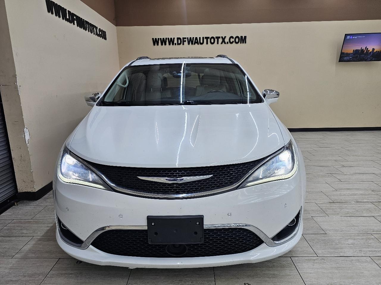 Chrysler Pacifica Limited 2019