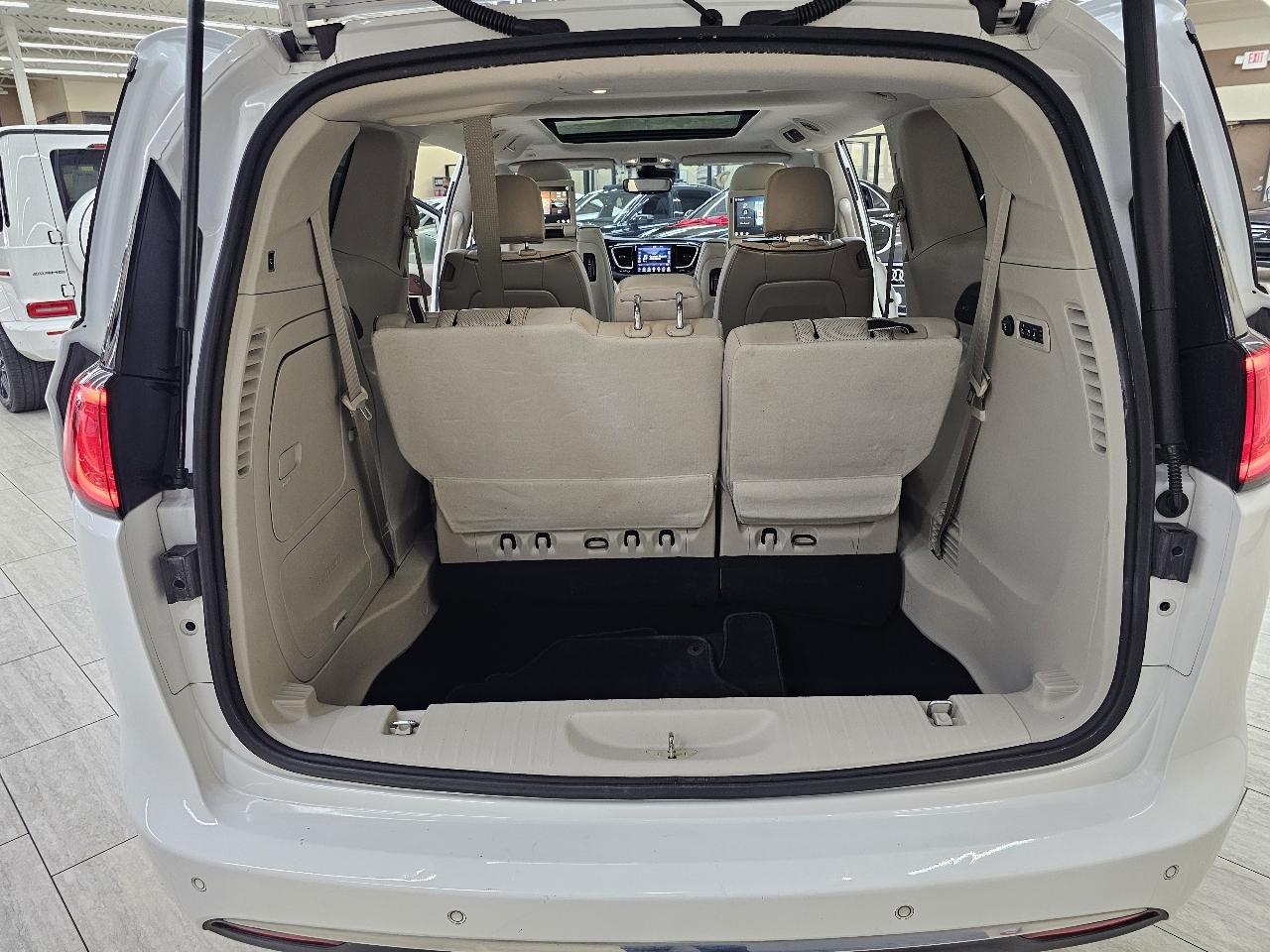 Chrysler Pacifica Limited 2019