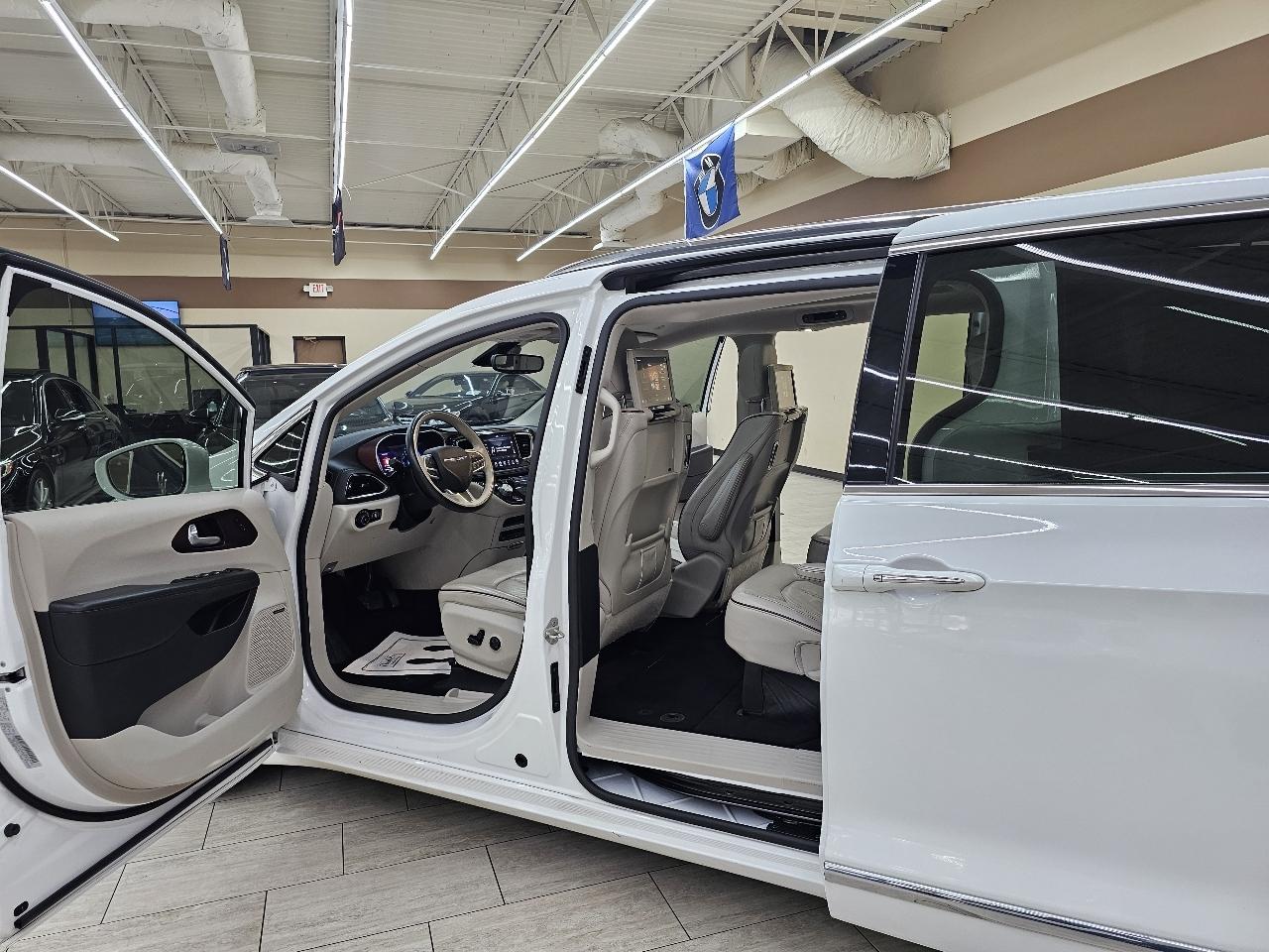 Chrysler Pacifica Limited 2019