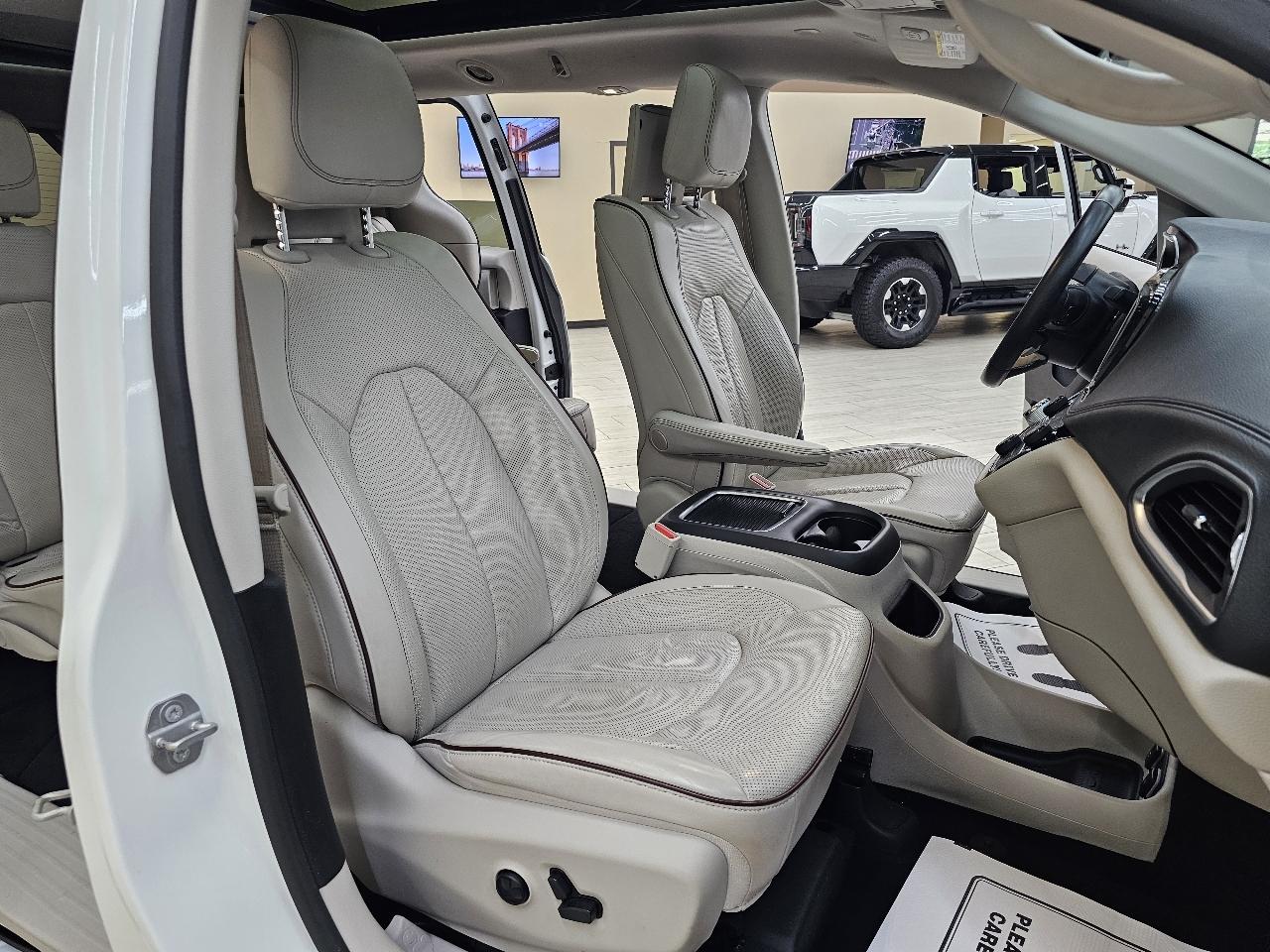 Chrysler Pacifica Limited 2019