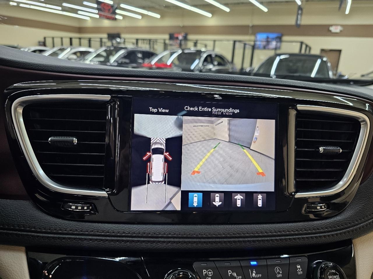 Chrysler Pacifica Limited 2019