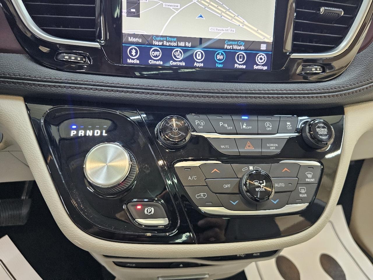 Chrysler Pacifica Limited 2019