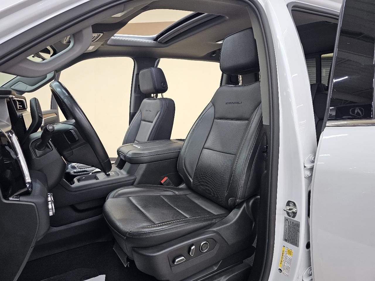 GMC Sierra 2500HD Denali Crew Cab 4WD SB 2024
