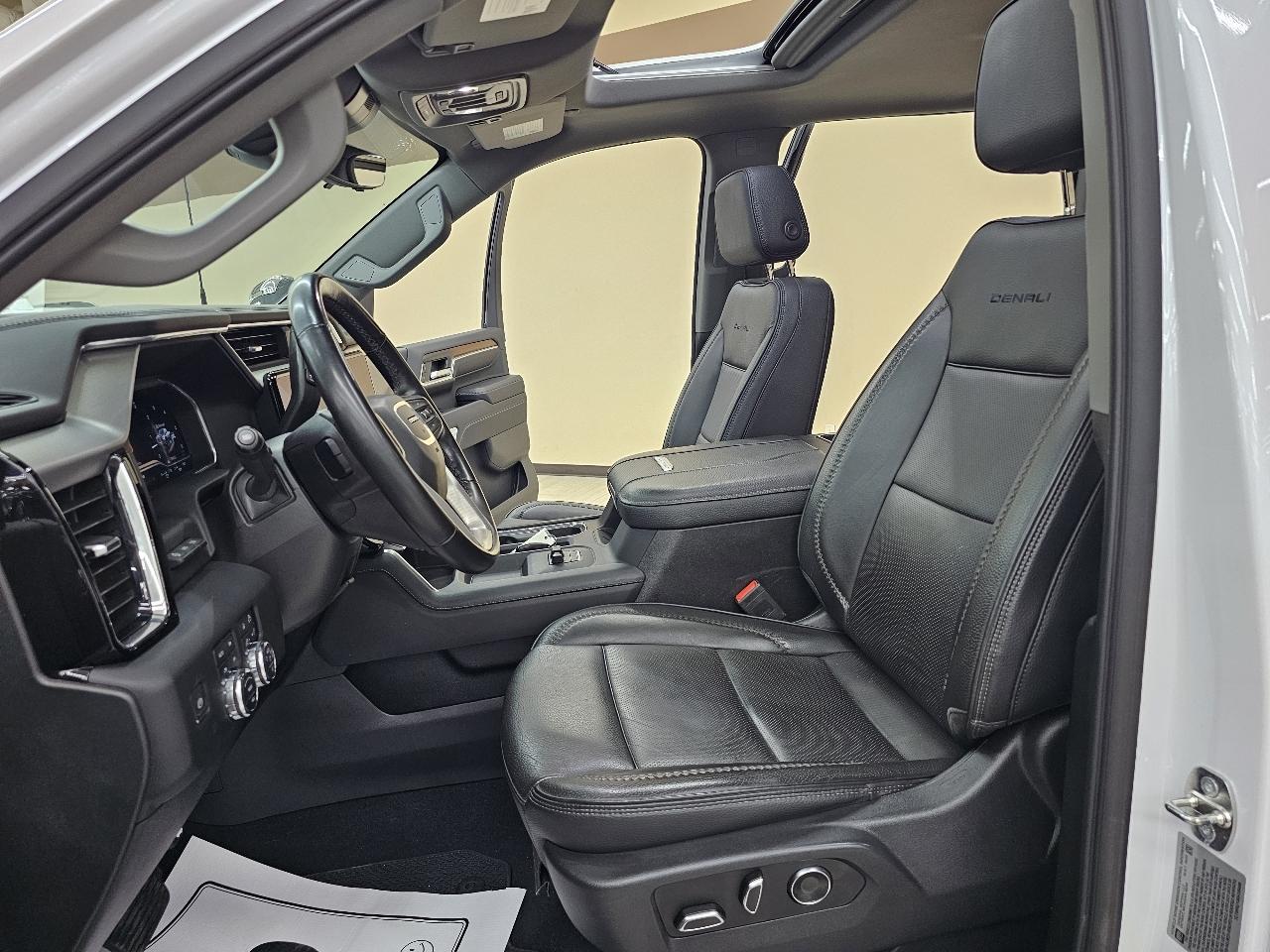 GMC Sierra 2500HD Denali Crew Cab 4WD SB 2024