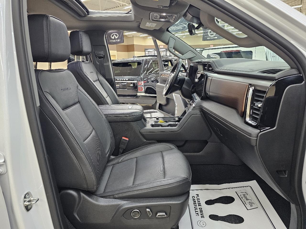 GMC Sierra 2500HD Denali Crew Cab 4WD SB 2024