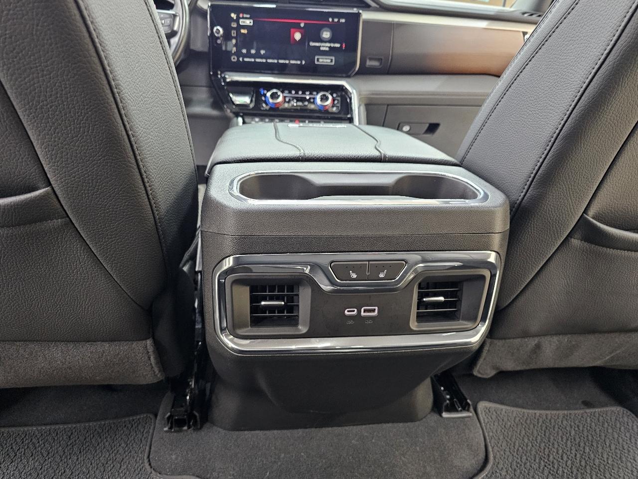 GMC Sierra 2500HD Denali Crew Cab 4WD SB 2024