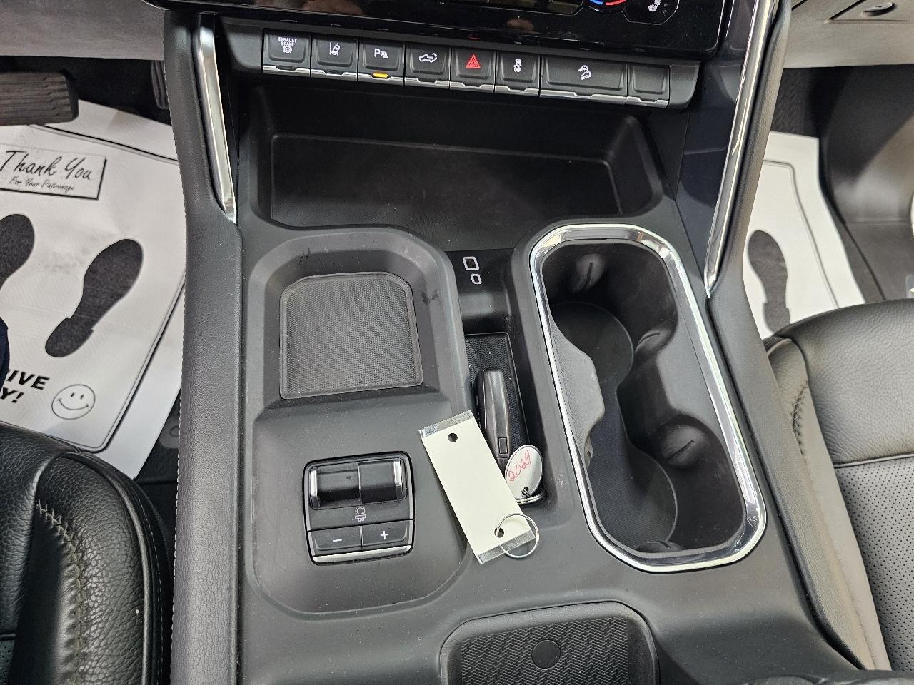 GMC Sierra 2500HD Denali Crew Cab 4WD SB 2024