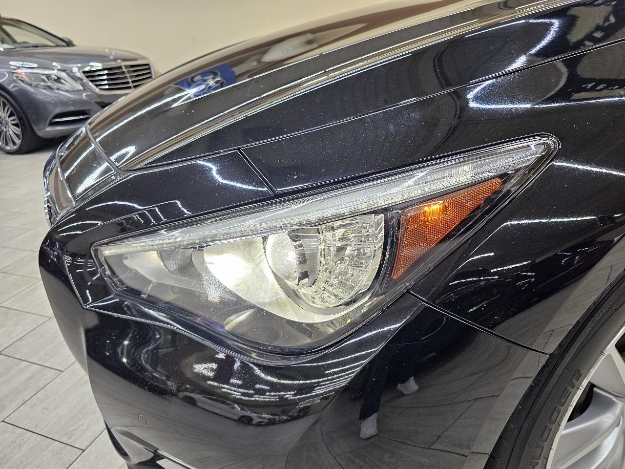 Infiniti Q50 Base 2015