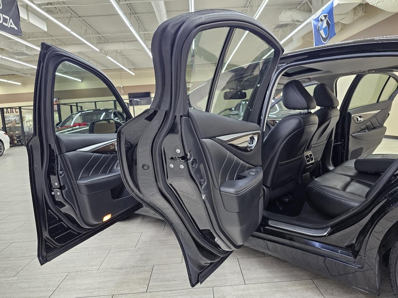 Infiniti Q50 Base 2015