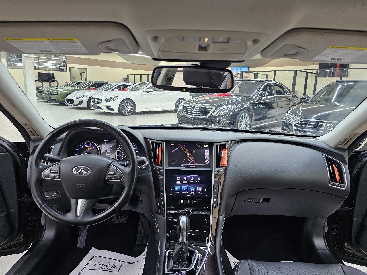 Infiniti Q50 Base 2015