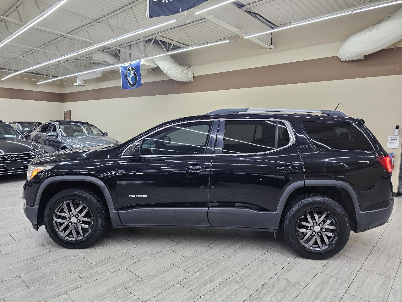 GMC Acadia SLT-1 FWD 2017
