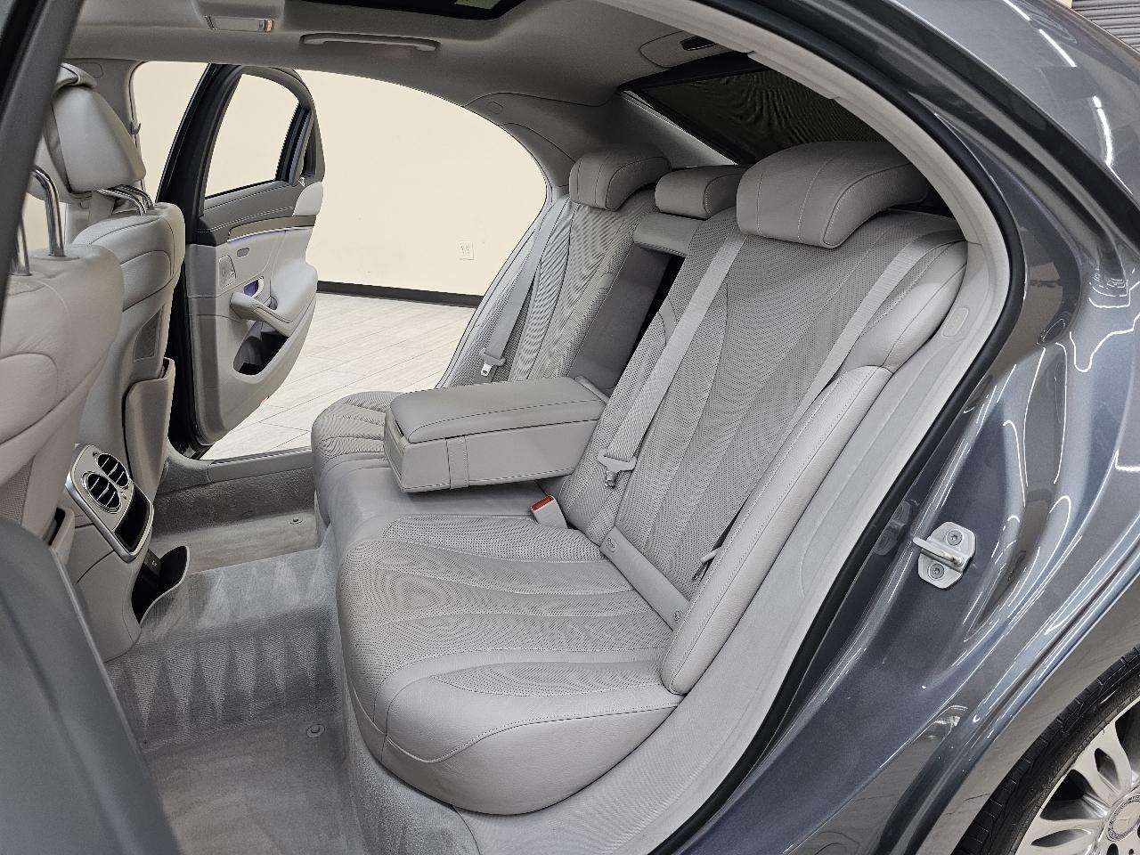 Mercedes-Benz S-Class S550 2017