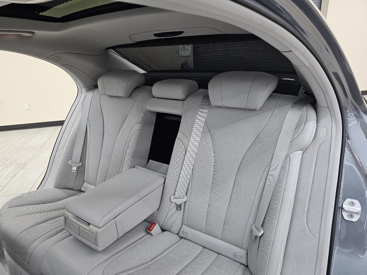 Mercedes-Benz S-Class S550 2017