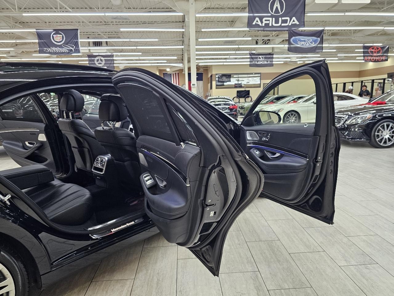 Mercedes-Benz S-Class S550 2017
