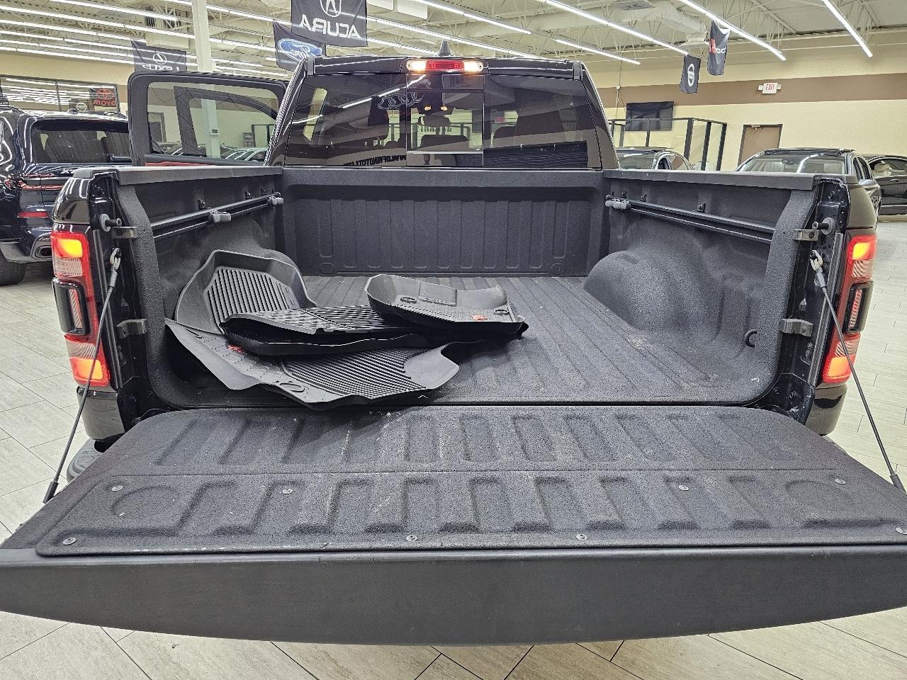 RAM 1500 Rebel Crew Cab SB 4WD 2019