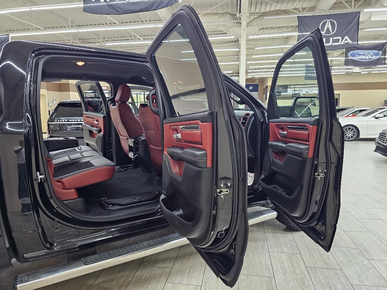 RAM 1500 Rebel Crew Cab SB 4WD 2019