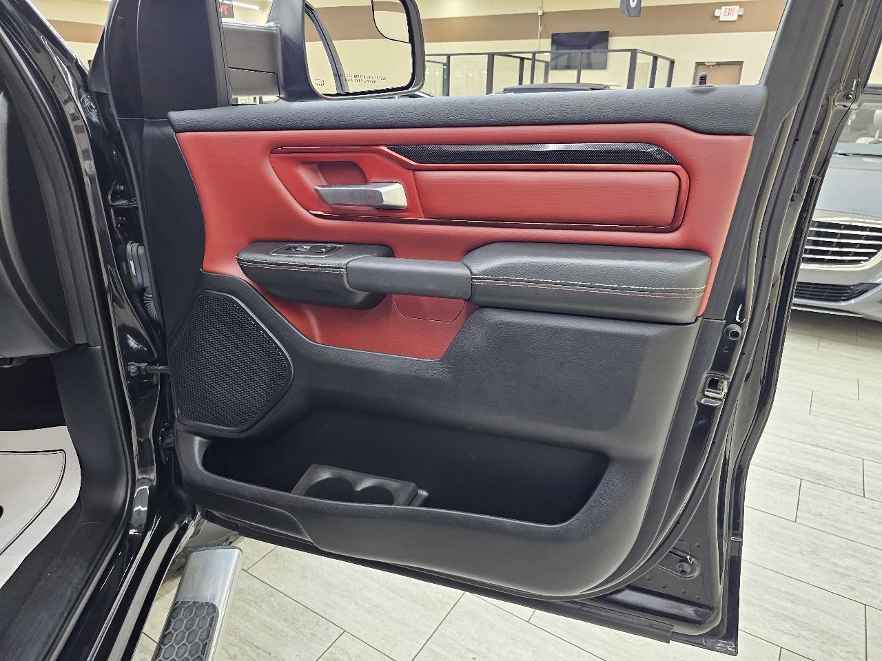 RAM 1500 Rebel Crew Cab SB 4WD 2019