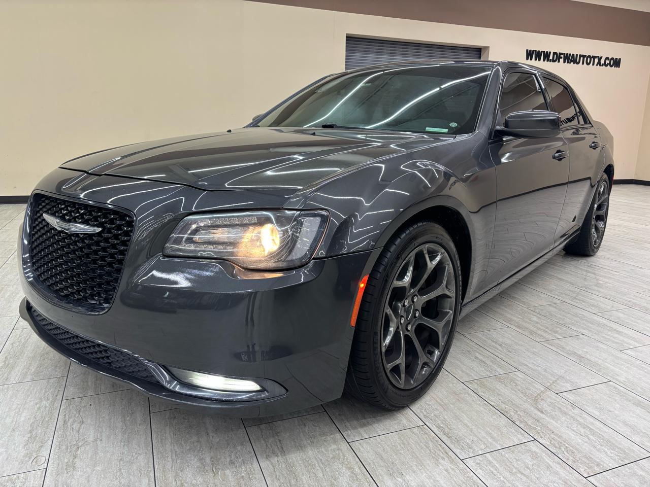 Chrysler 300 S V6 RWD 2017