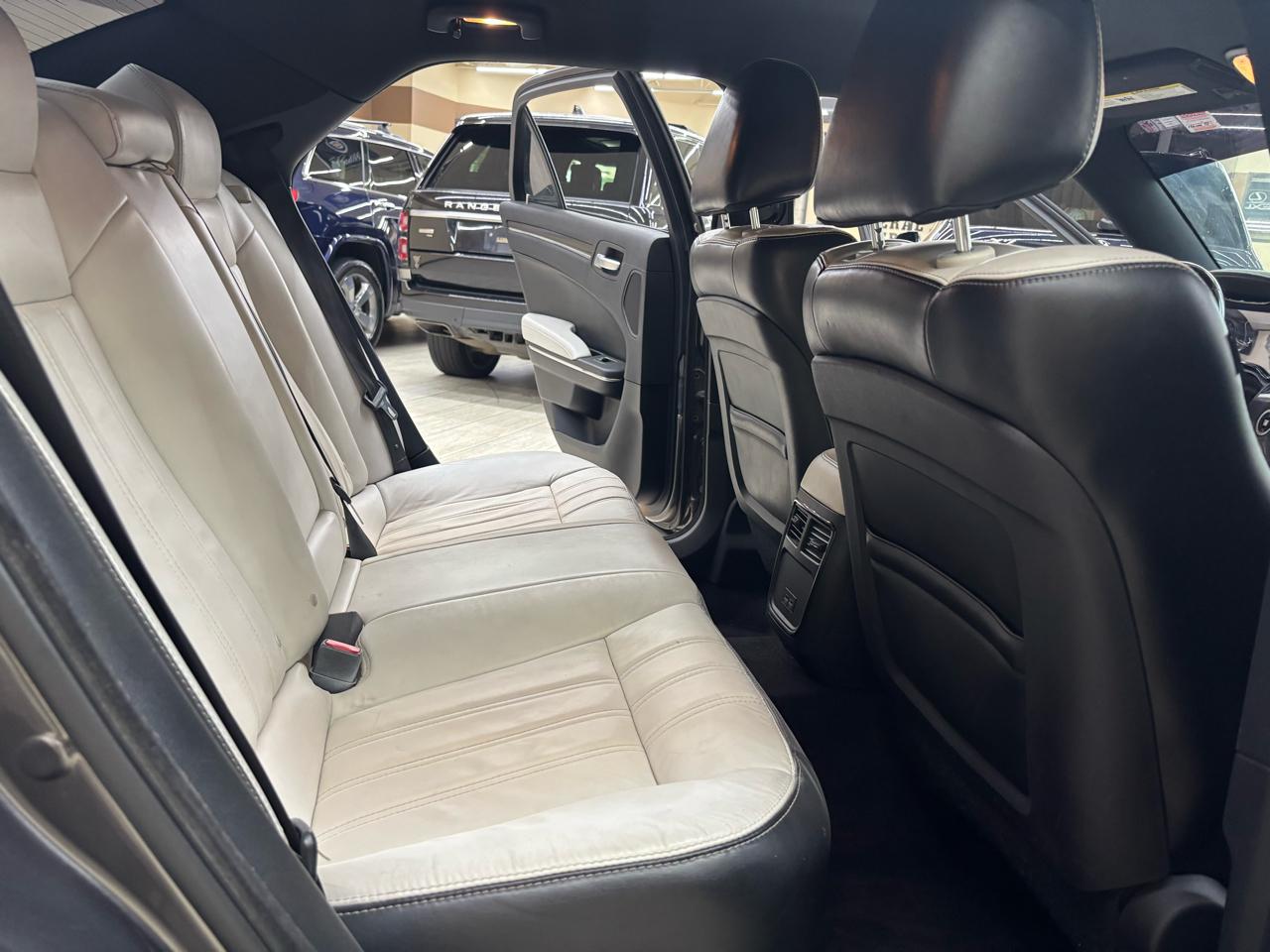 Chrysler 300 S V6 RWD 2017