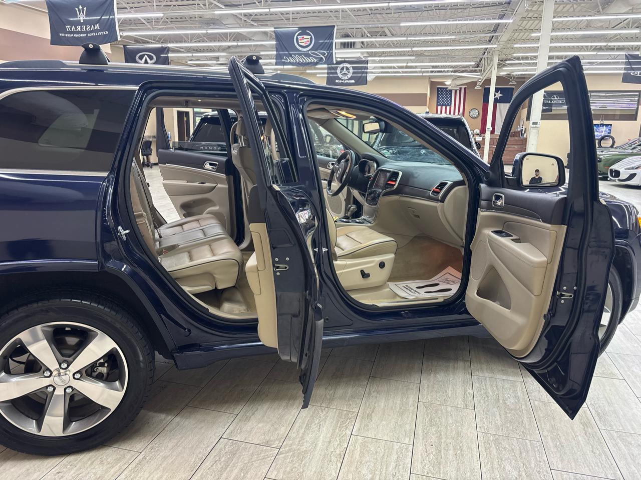 Jeep Grand Cherokee Overland 2WD 2016
