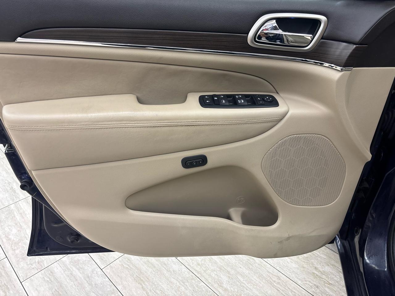 Jeep Grand Cherokee Overland 2WD 2016