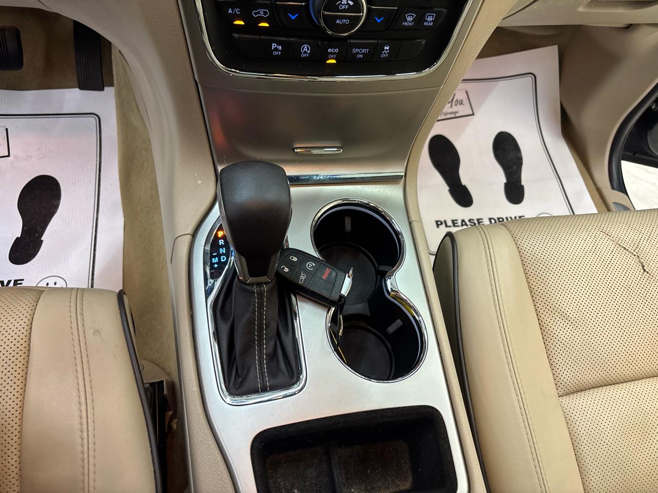 Jeep Grand Cherokee Overland 2WD 2016