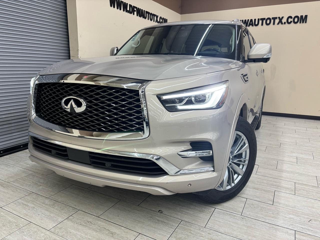 Infiniti QX80 LUXE 2019