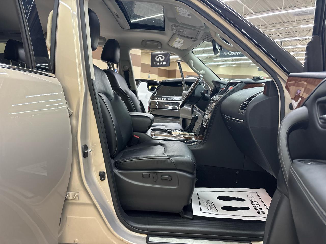 Infiniti QX80 LUXE 2019