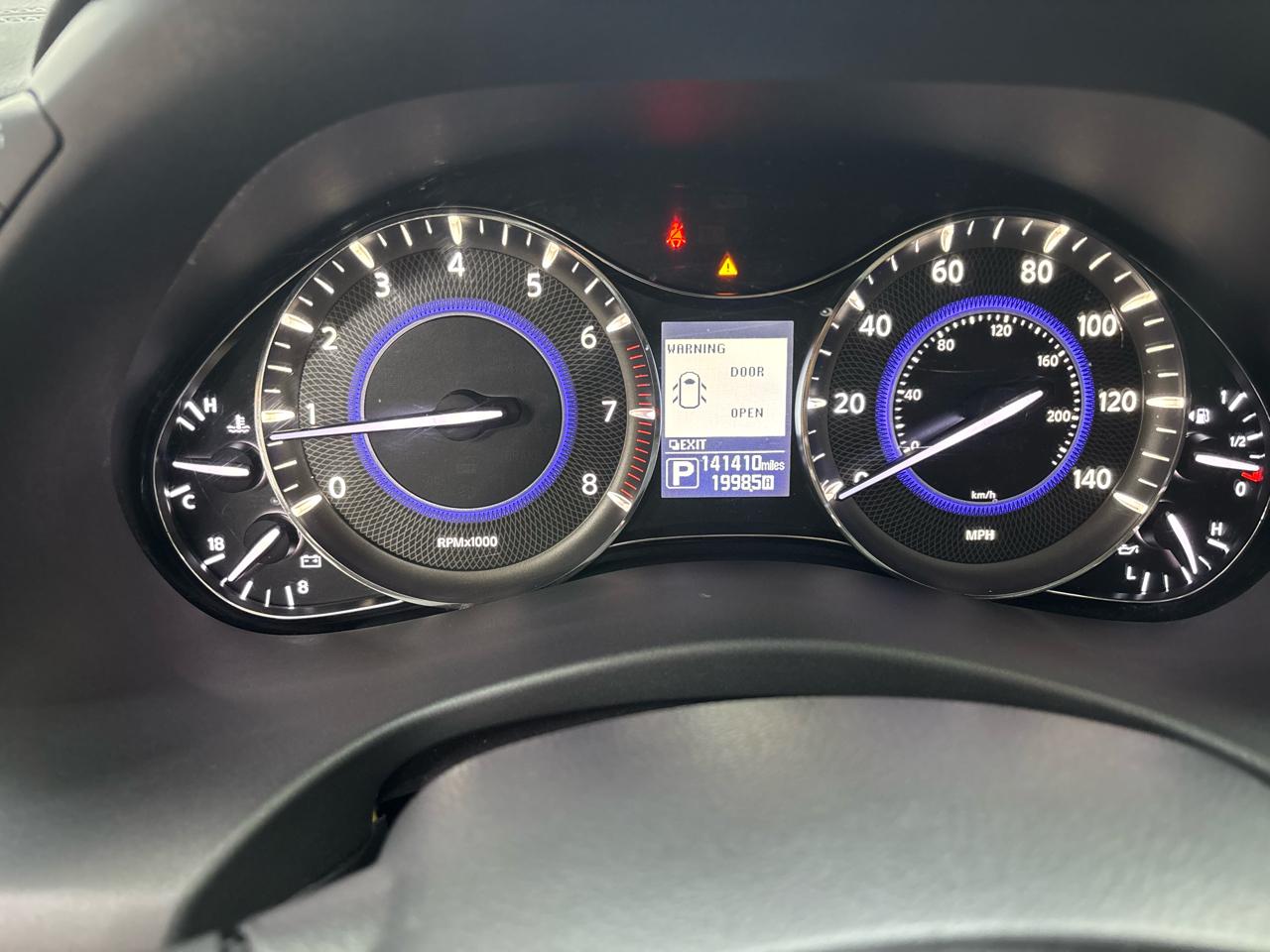 Infiniti QX80 LUXE 2019