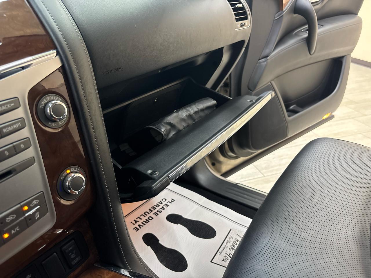 Infiniti QX80 LUXE 2019
