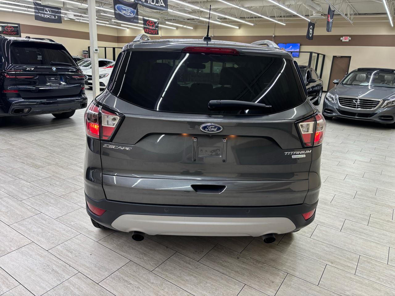 Ford Escape Titanium FWD 2017