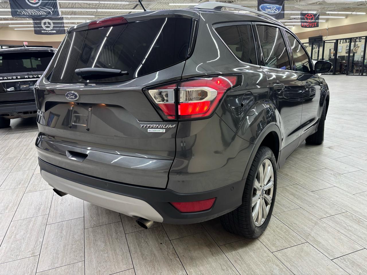 Ford Escape Titanium FWD 2017