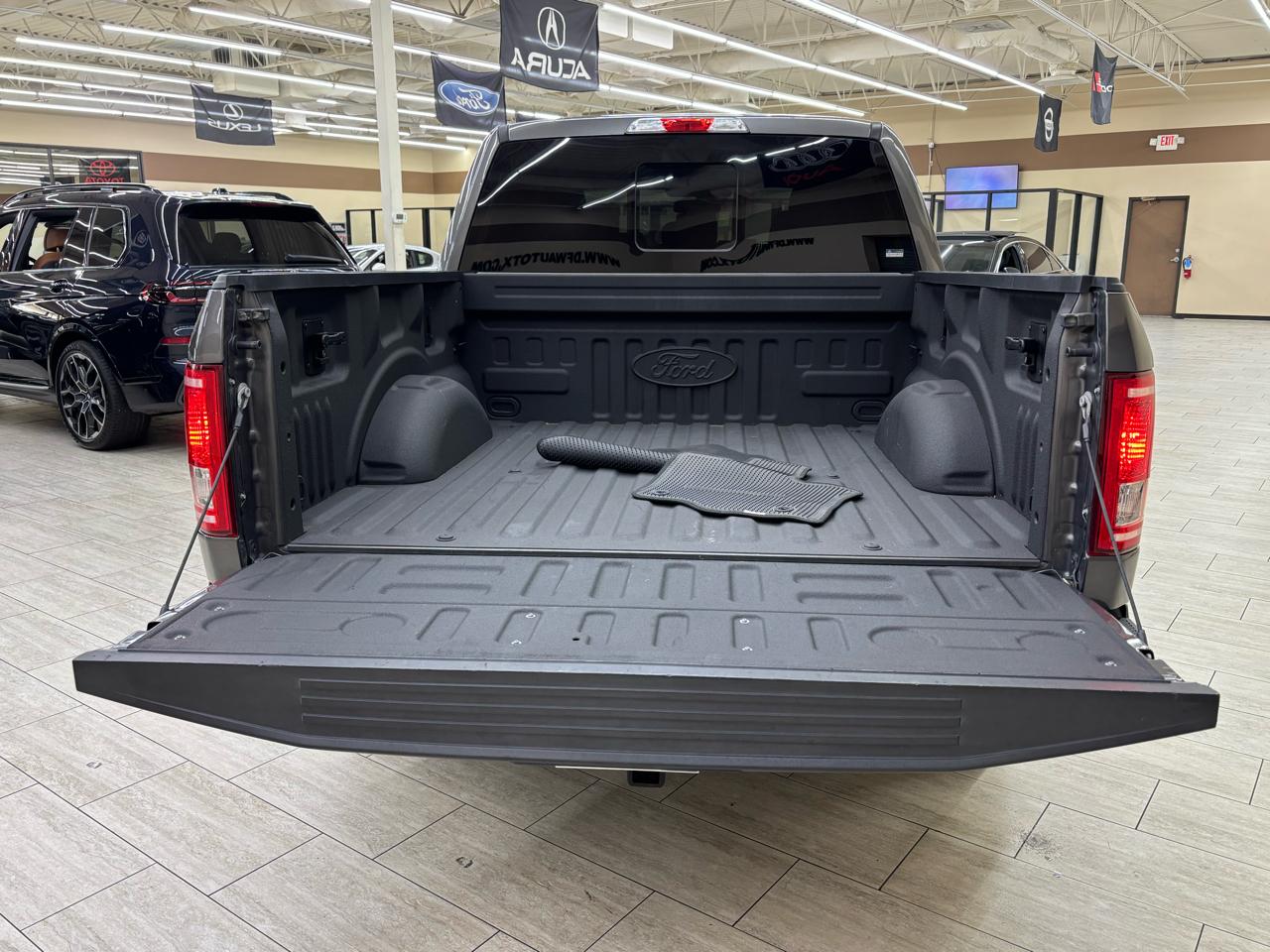 Ford F-150 XLT SuperCrew 5.5-ft. Bed 2WD 2016