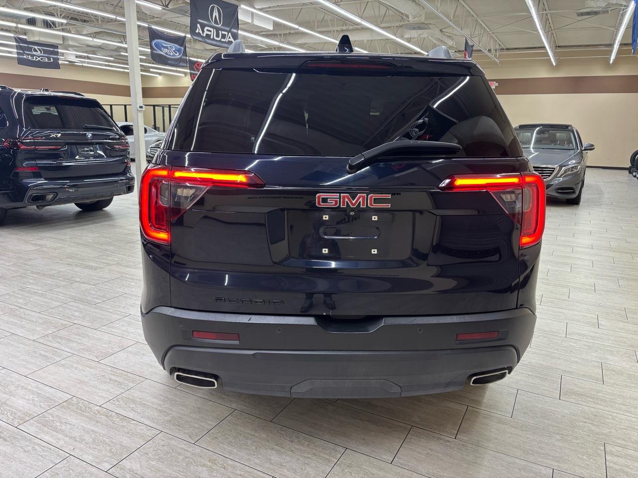 GMC Acadia SLT 2021