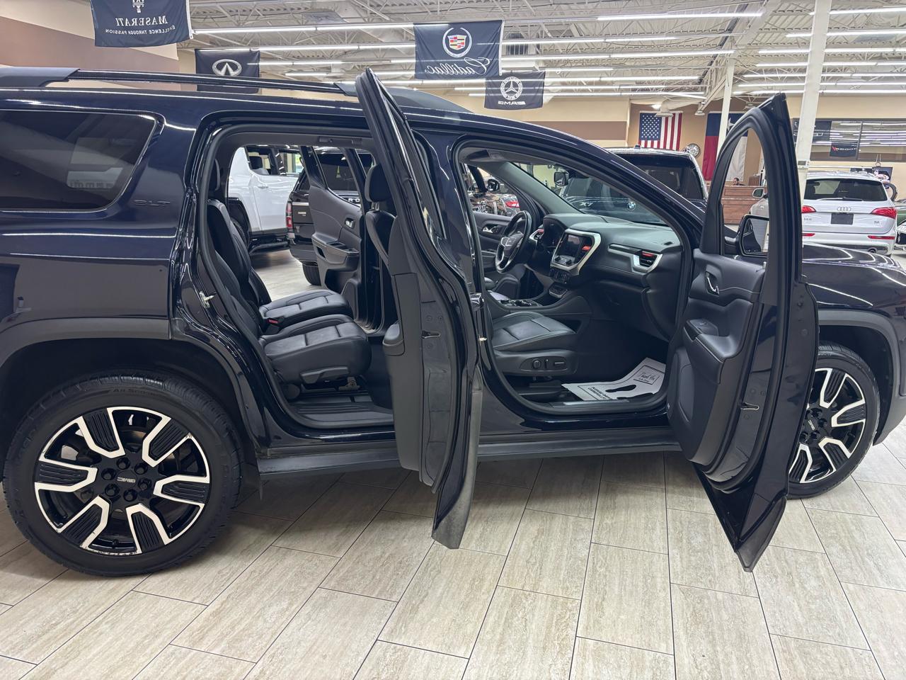 GMC Acadia SLT 2021