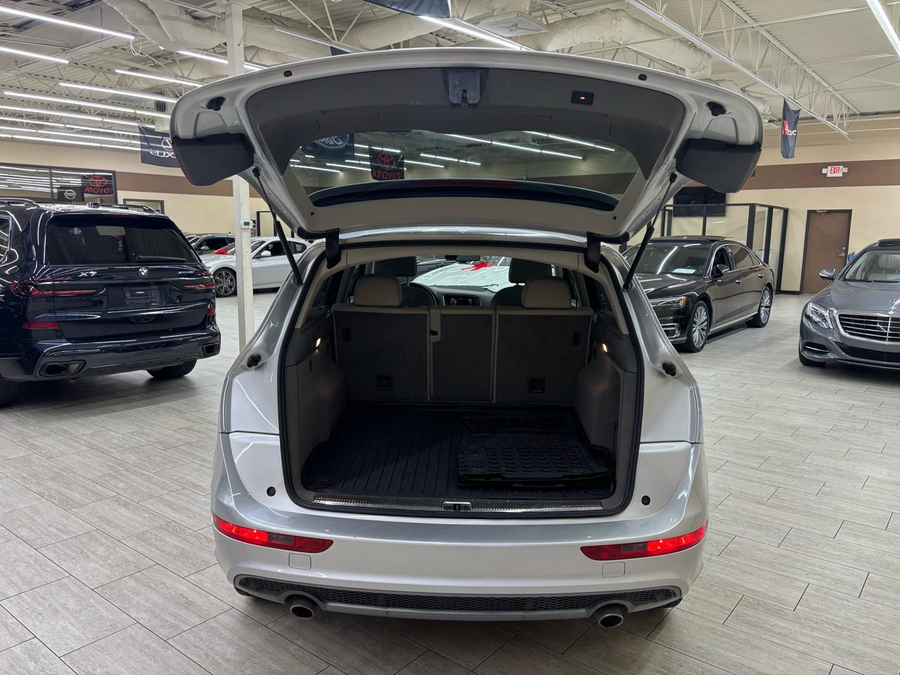 Audi Q5 3.2 quattro Premium 2012