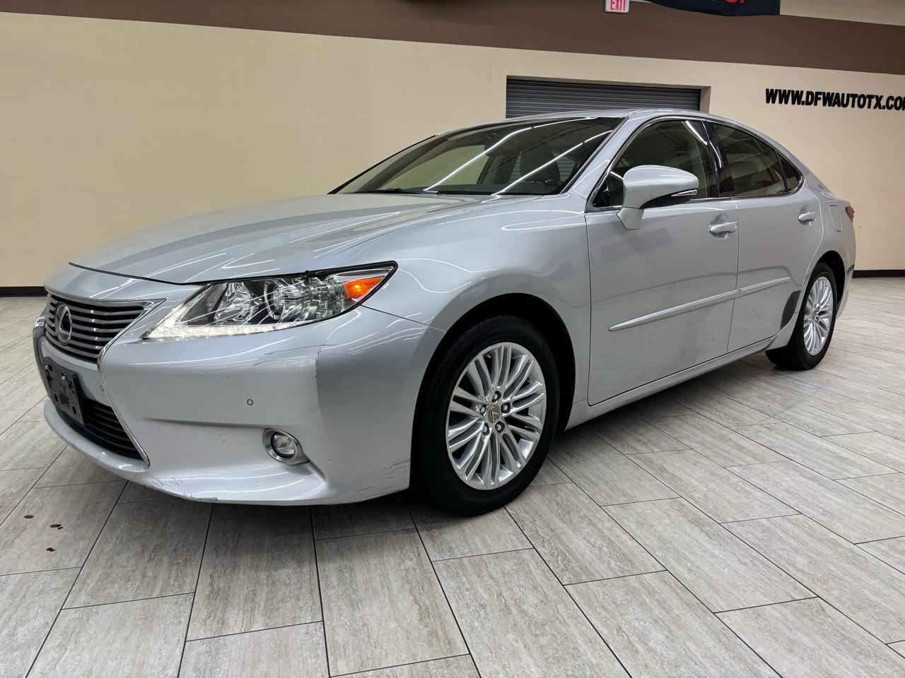 Lexus ES 350 Sedan 2014