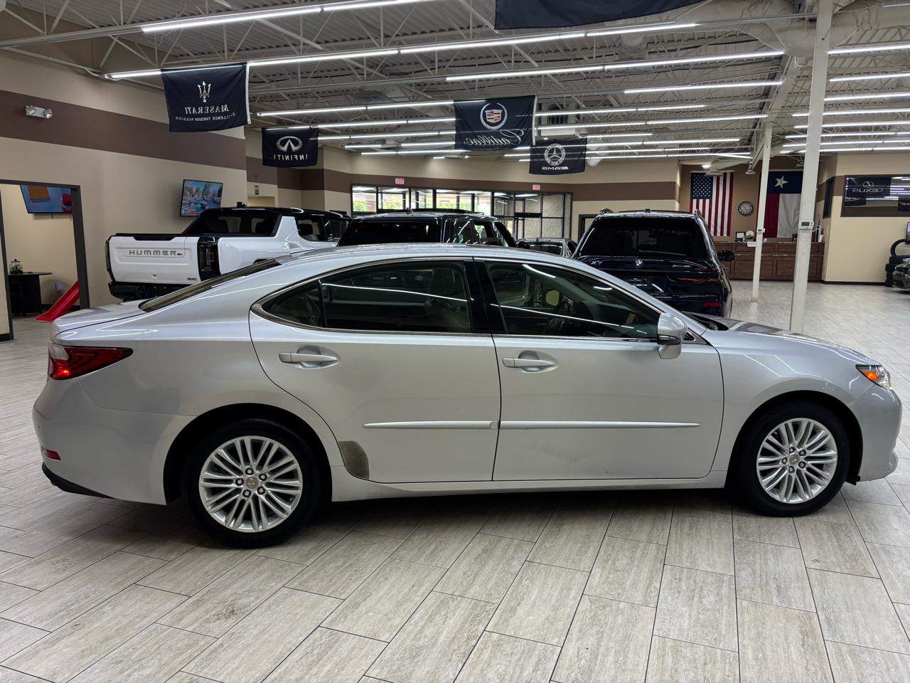Lexus ES 350 Sedan 2014