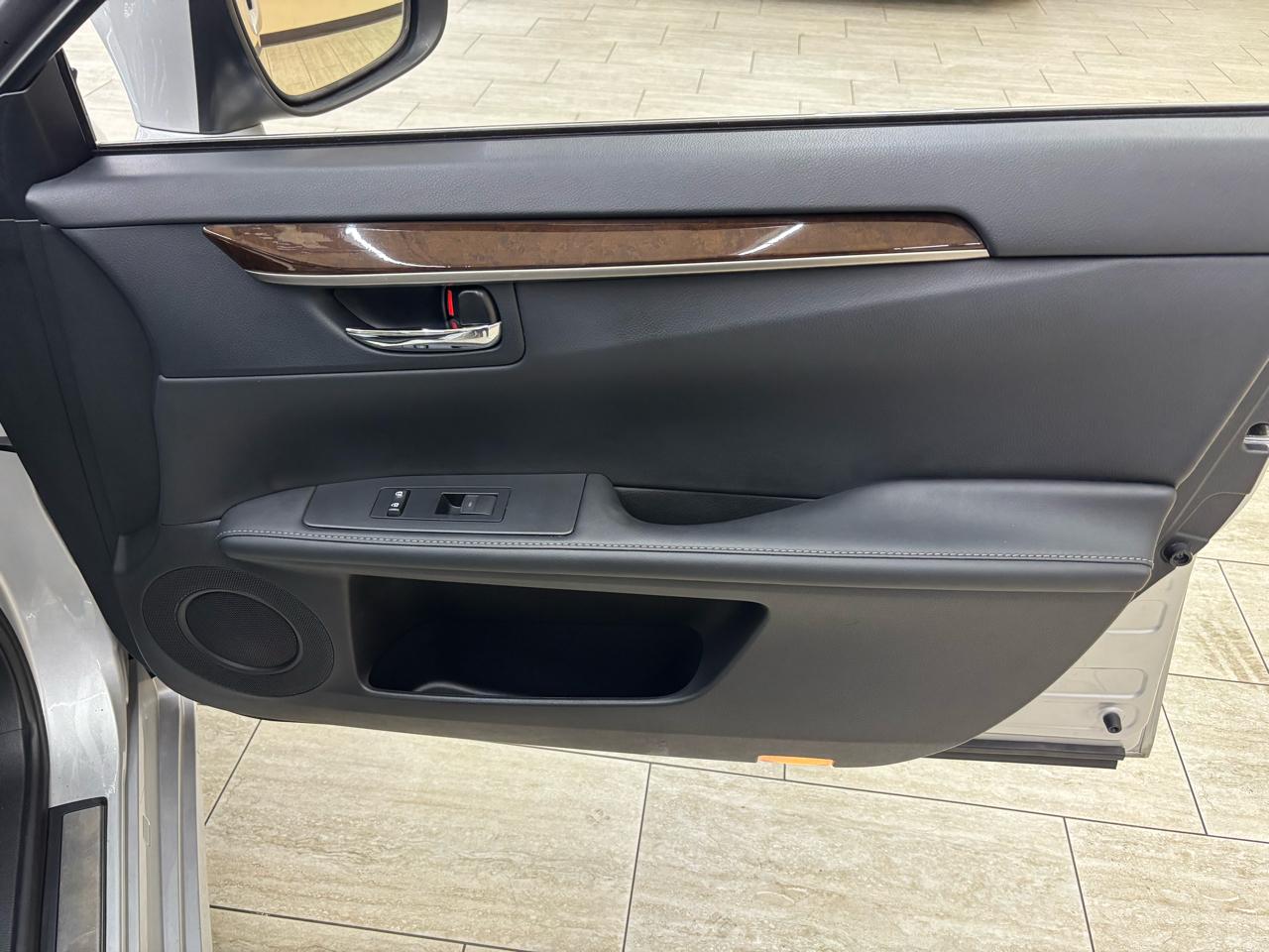 Lexus ES 350 Sedan 2014