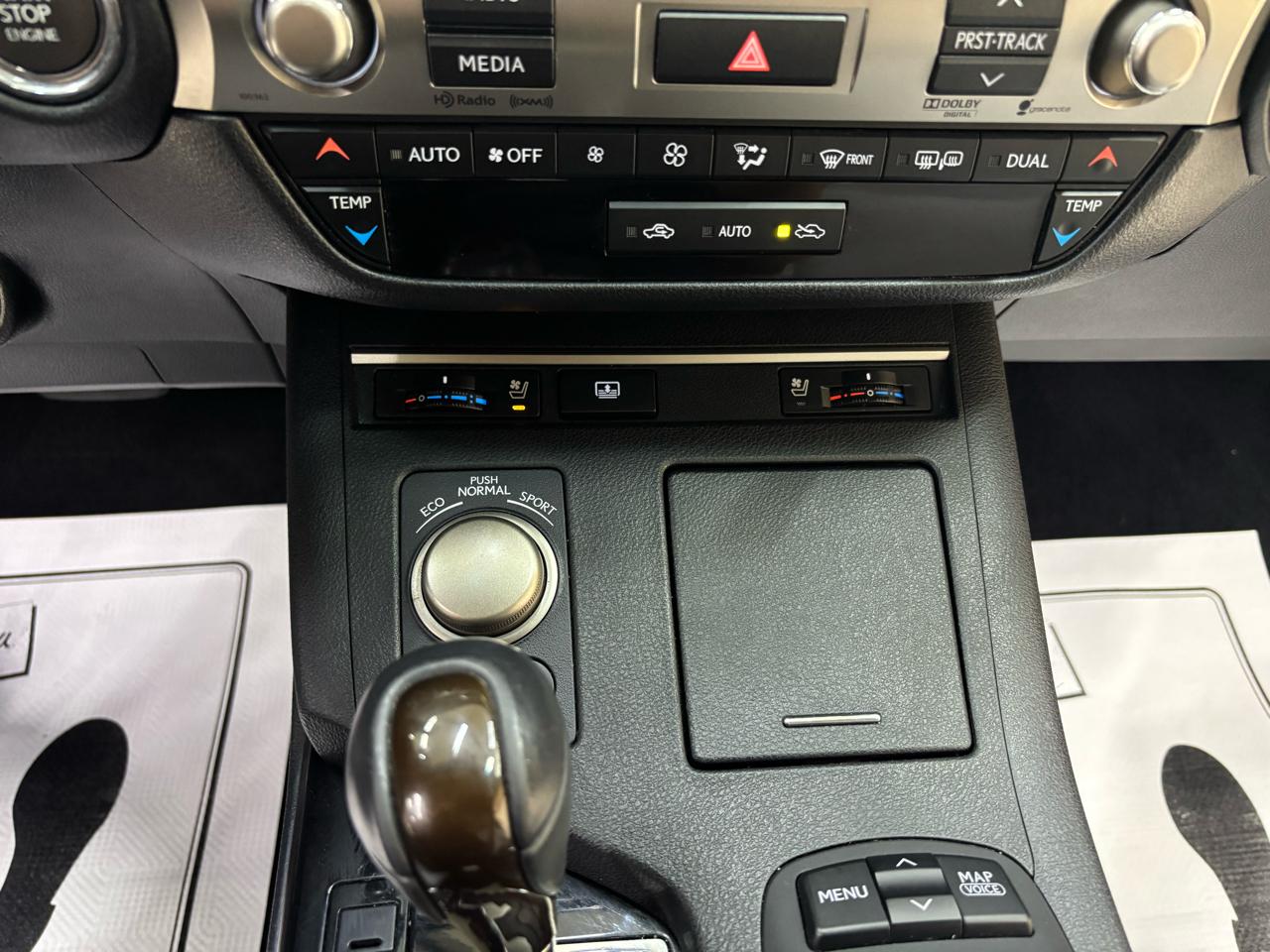 Lexus ES 350 Sedan 2014