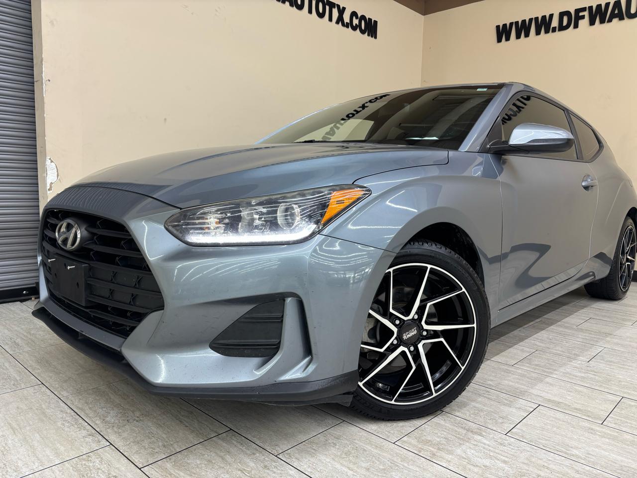 2019 Hyundai Veloster's photo