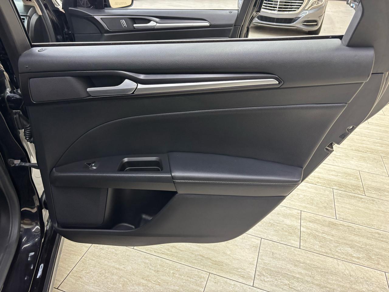 Ford Fusion Titanium AWD 2019