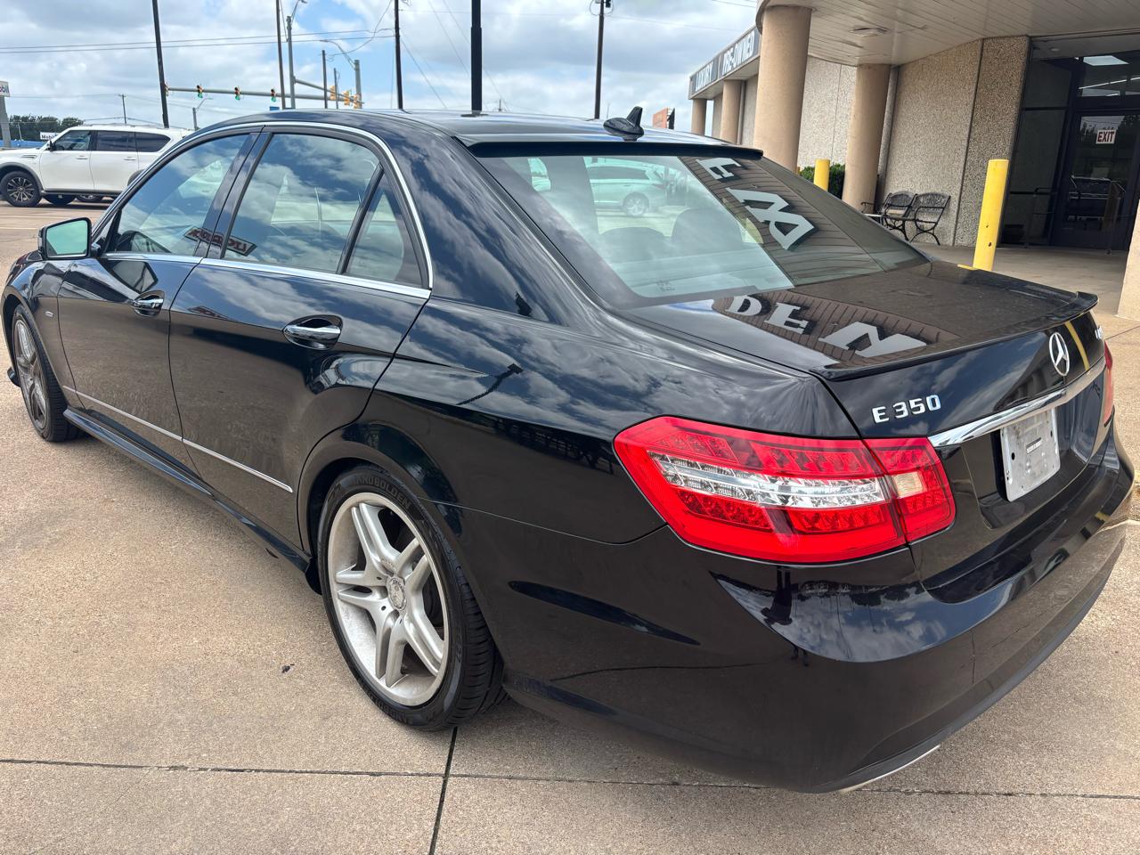 Mercedes-Benz E-Class E350 4MATIC Sedan 2012