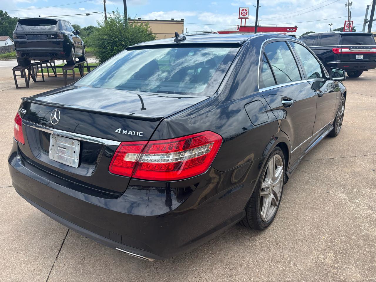 Mercedes-Benz E-Class E350 4MATIC Sedan 2012