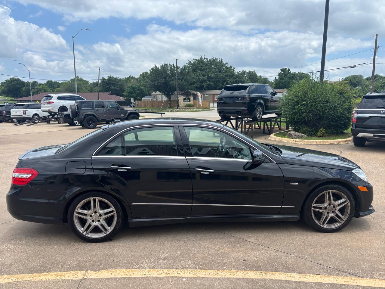 Mercedes-Benz E-Class E350 4MATIC Sedan 2012