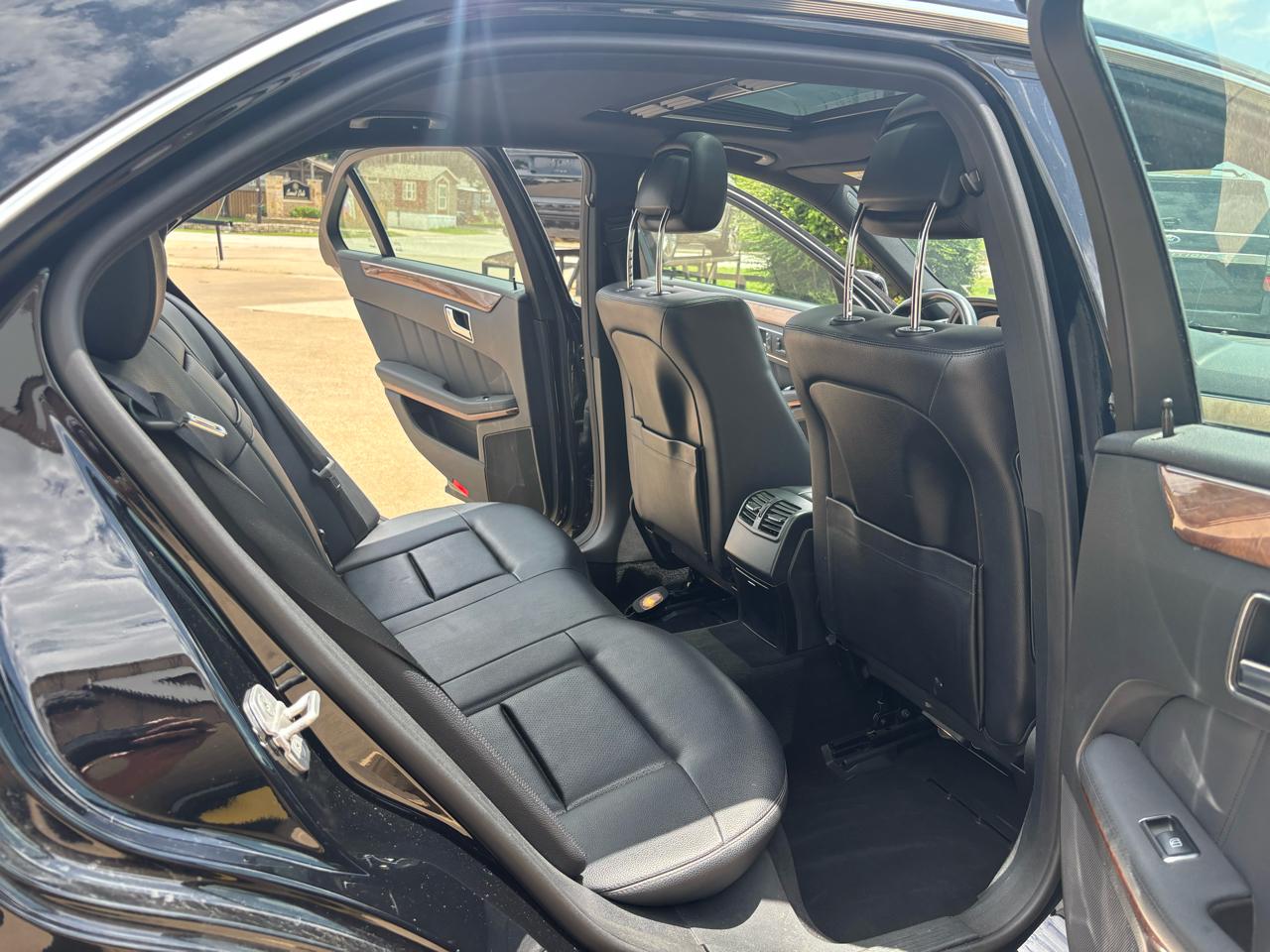 Mercedes-Benz E-Class E350 4MATIC Sedan 2012