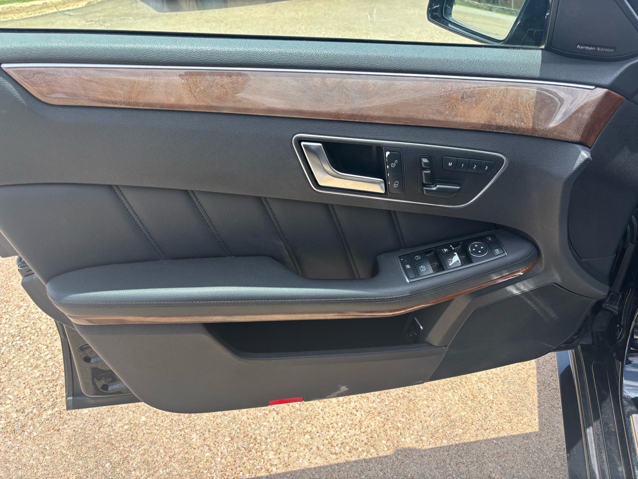 Mercedes-Benz E-Class E350 4MATIC Sedan 2012