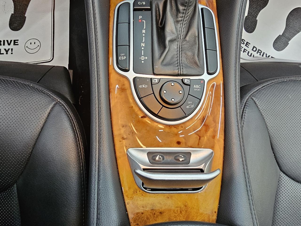Mercedes-Benz SL-Class SL550 2008