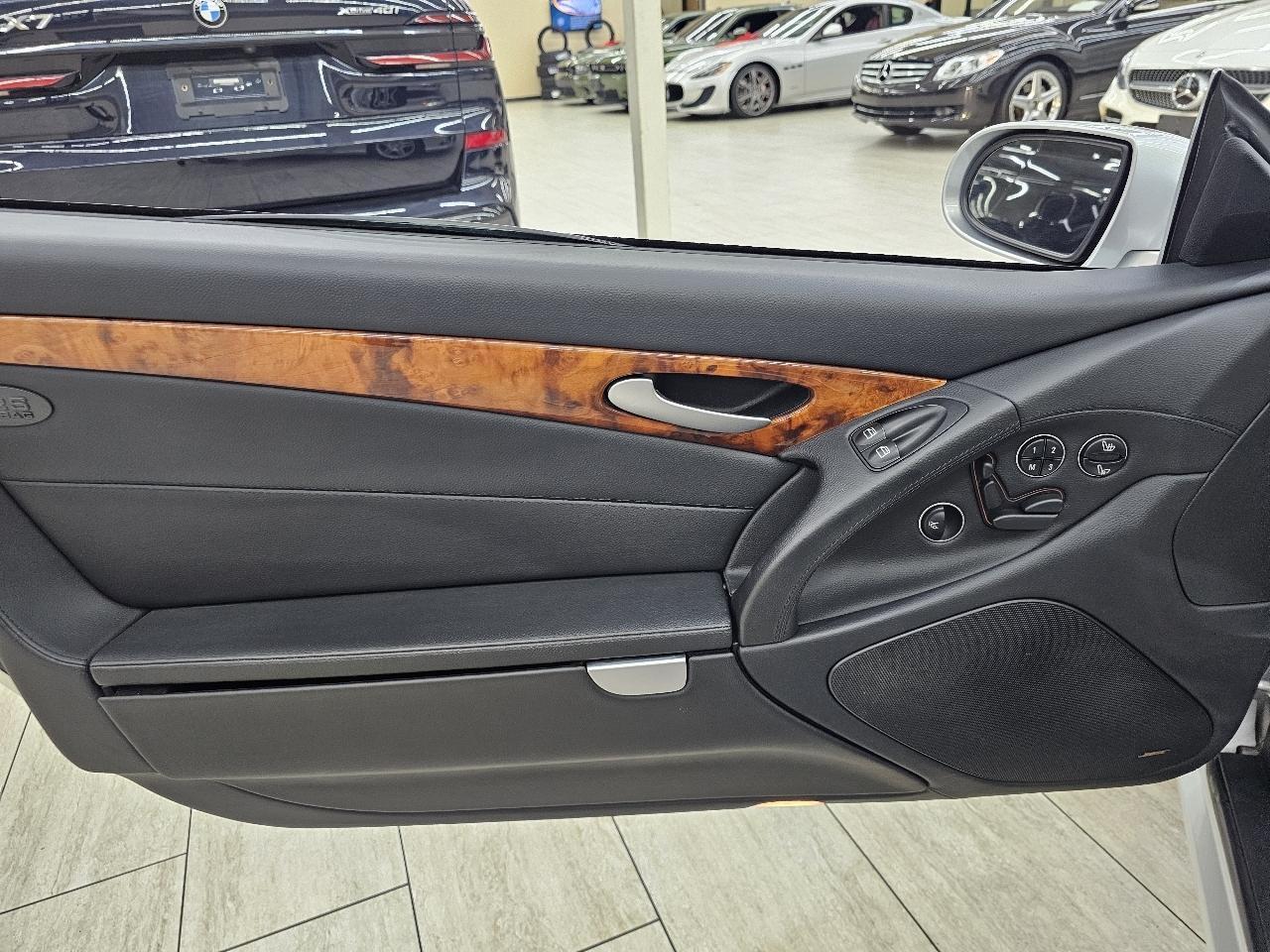 Mercedes-Benz SL-Class SL550 2008