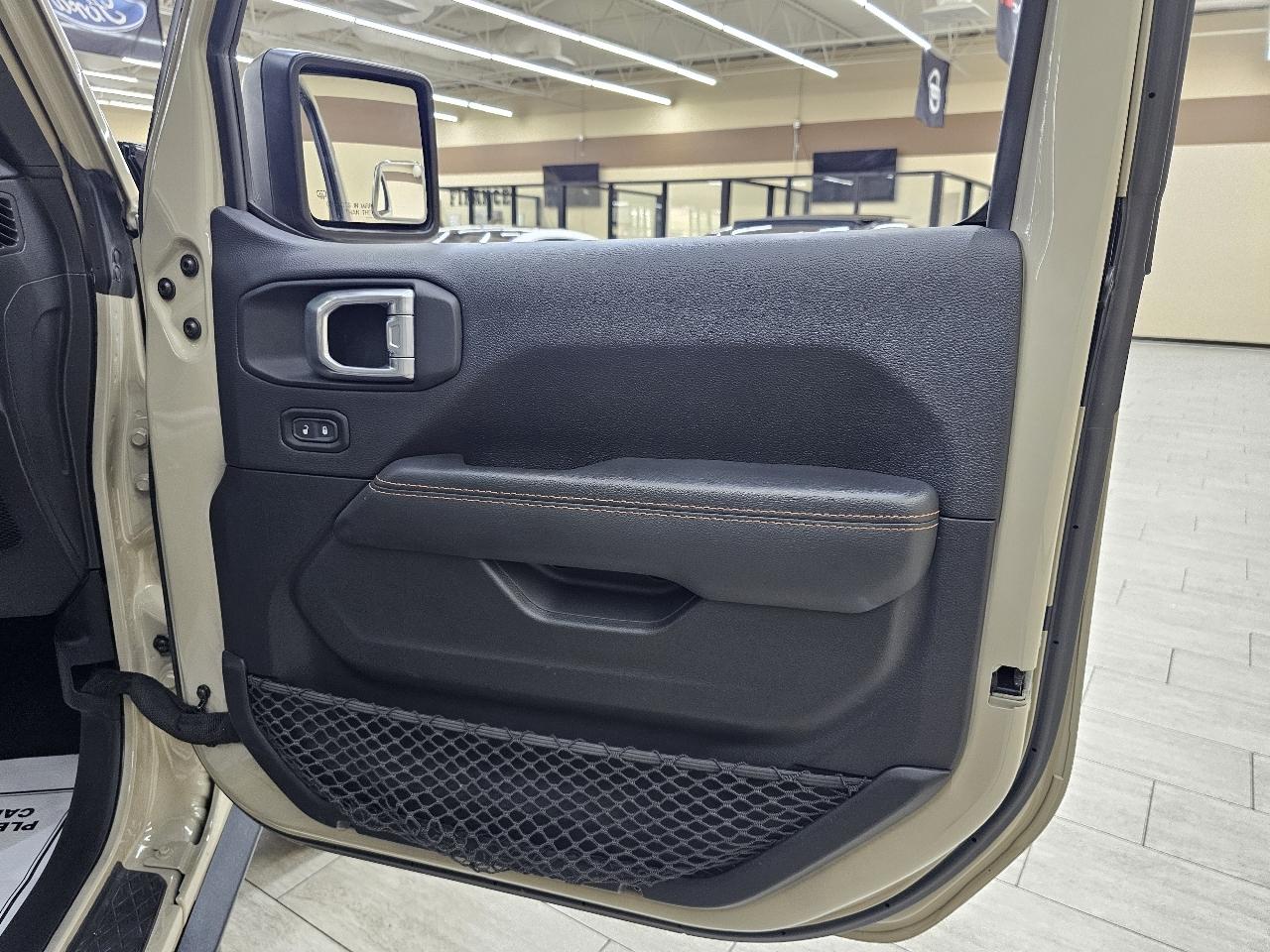 Jeep Gladiator Mojave 2020